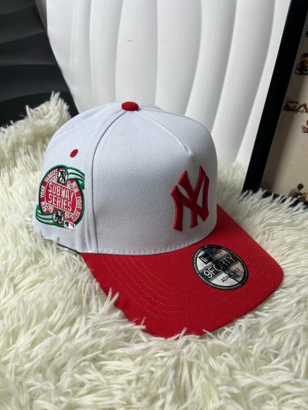 New Era NY Yankees 9FORTY White Red Subway Series Adjustable Cap